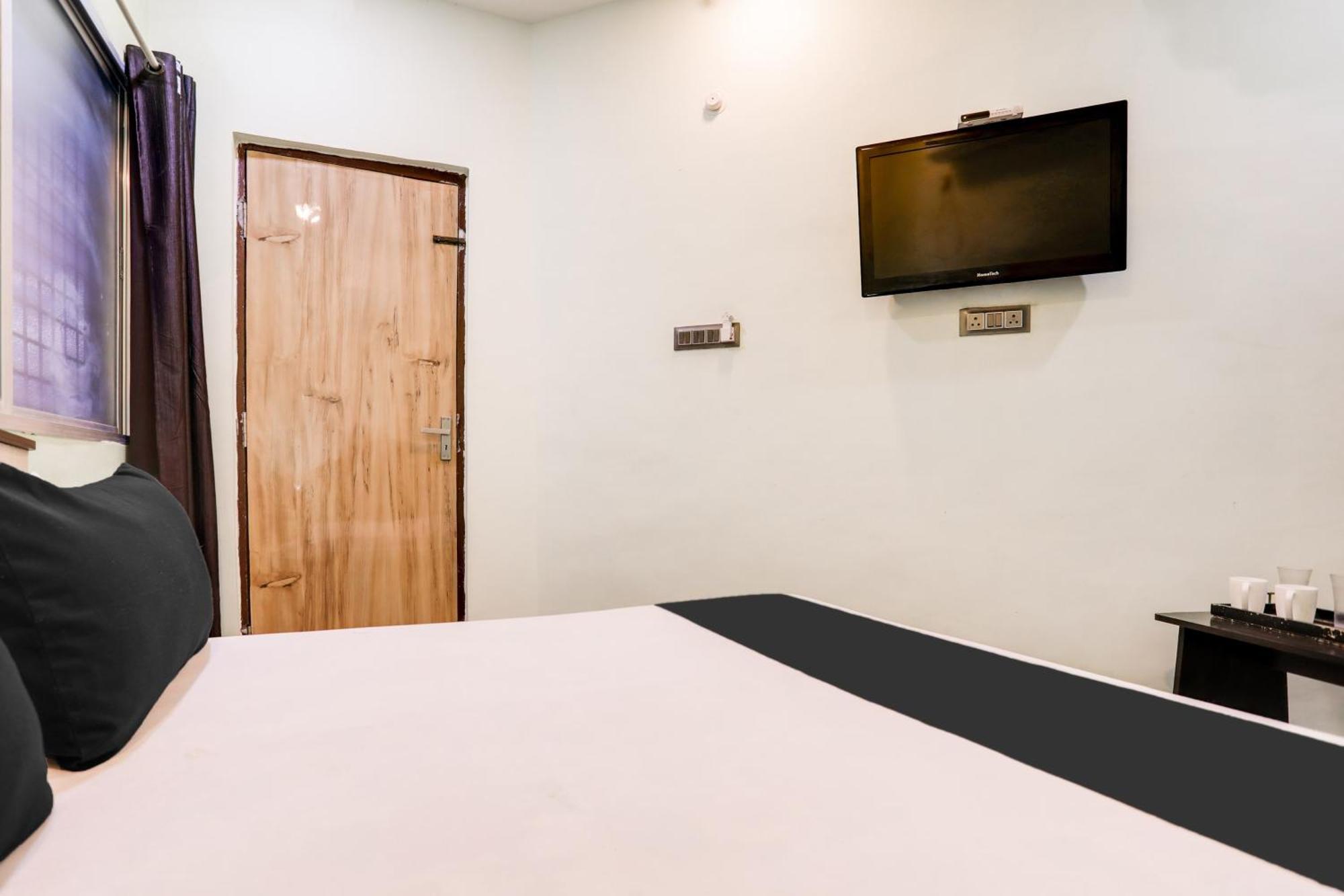 Hotel O Rmd Hotel Rāipur Kültér fotó
